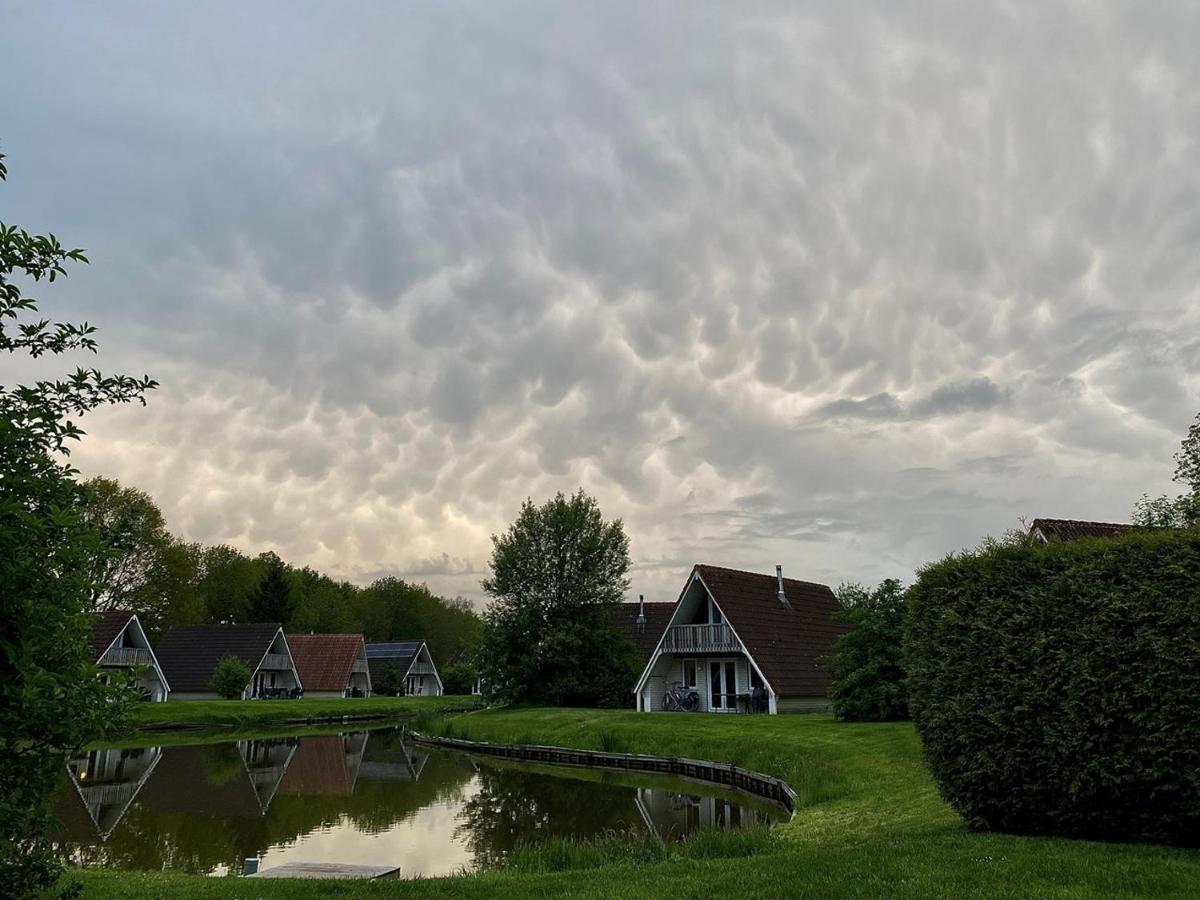 Stijlvol Aan De Visvijver Villa Gramsbergen Buitenkant foto